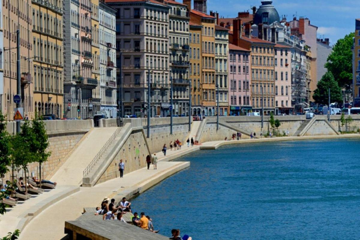 Appartement La Roseraie Parking Prive Mâcon Zewnętrze zdjęcie